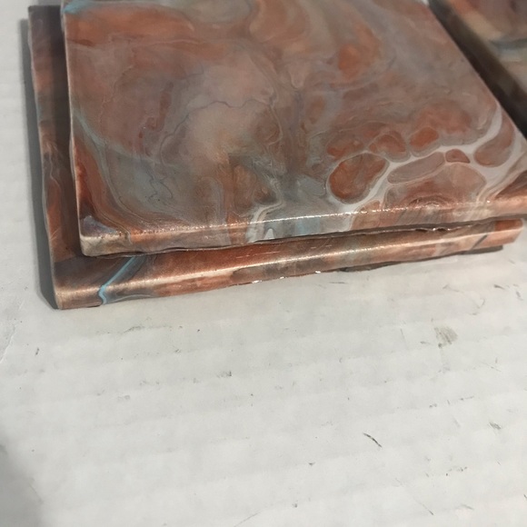 Beautiful metallic colored coasters. - Picture 7 of 9